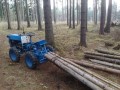 Traktor_v_lese_2.jpg